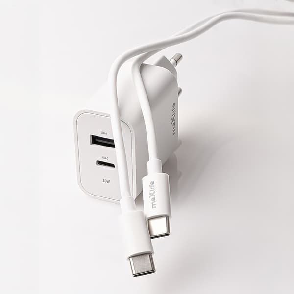 Maxlife MXTC-06-30AC PD QC laddare 1x USB-C 1x USB 30W vit + USB-C - USB-C kabel 60W