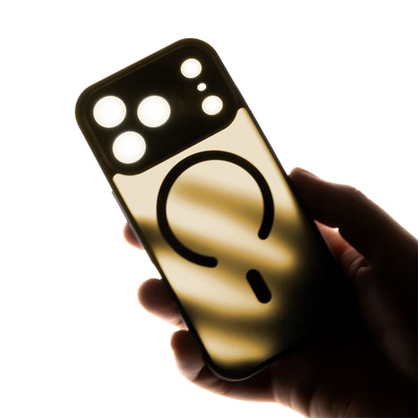 Mag Matt-fodral för iPhone 17 Pro Max 6,9\" / 18 Pro Max 6,9\" brun precisionshål