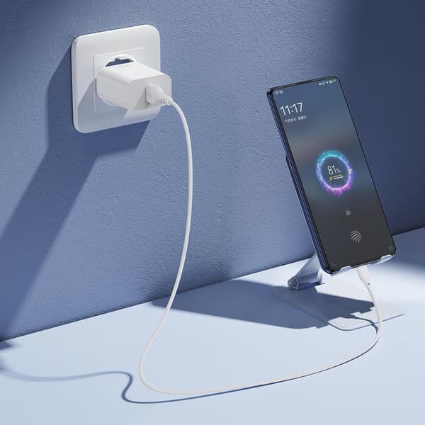 XO väggladdare CE33 QC 18W 1x USB vit + kabel USB-C