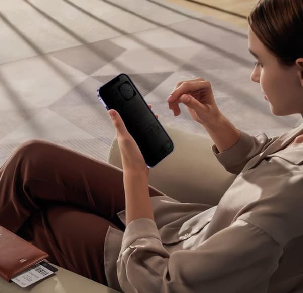 sekretess doubelfodral för Iphone 13 lila