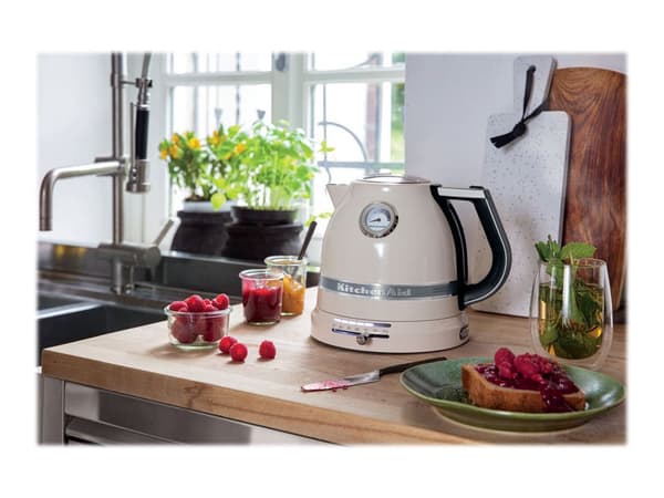 KitchenAid Elkedel 1.5liter 2.4kW Cream
