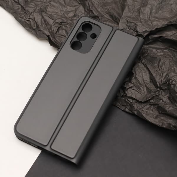 Smart Soft fodral för iPhone 16e / 17e svart svart
