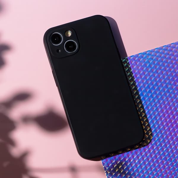 Mag Invisible skal för iPhone 15 Plus svart