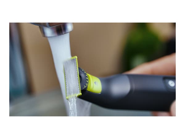 Philips OneBlade Pro 360 QP6542/15 Trimmer svart svart