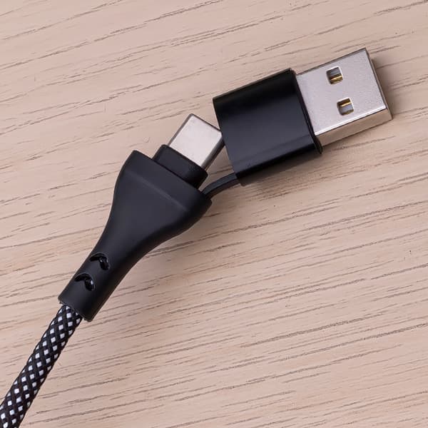Maxlife ALLin1-kabel USB + USB-C - Lightning + 2x USB-C 1,0 m 66W svart svart