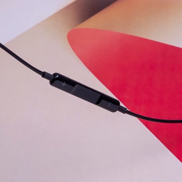 Maxlife trådbundna hörlurar MXEP-04 USB-C svart svart