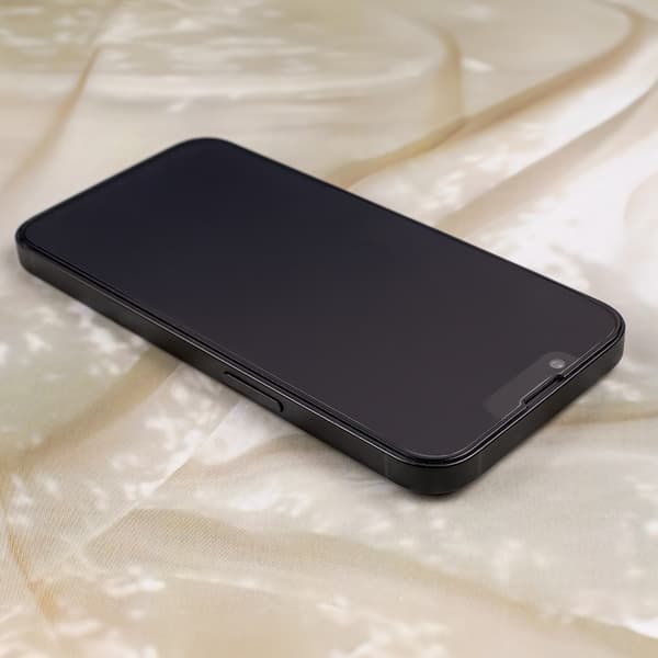 Härdat glas 6D matt för iPhone 16 Pro / 17 / 18