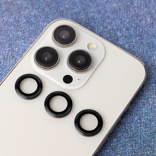 Set med linsskyddsglas för iPhone 12 Mini / iPhone 12 / iPhone 11 svart ram (2 st)