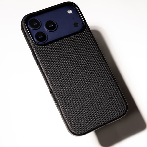 Etteri Elegant Mag skal för iPhone 17 Pro svart