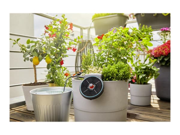 Gardena AquaBloom Solar-powered irrigation set