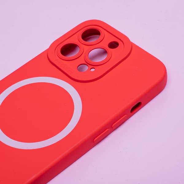 Silikon Mag-fodral för iPhone 15 Pro 6,1\" röd