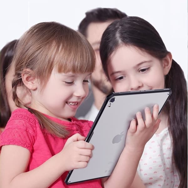 Hårdsilikonfodral för iPad Air 8 10.9" – Transparent transparent