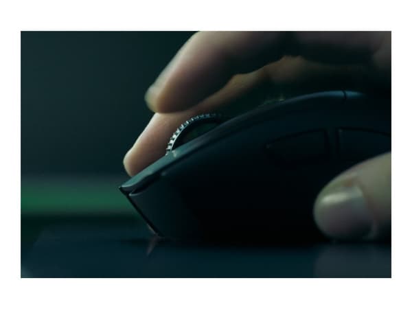 Razer DeathAdder V4 Pro Optisk trådlös Kablet svart