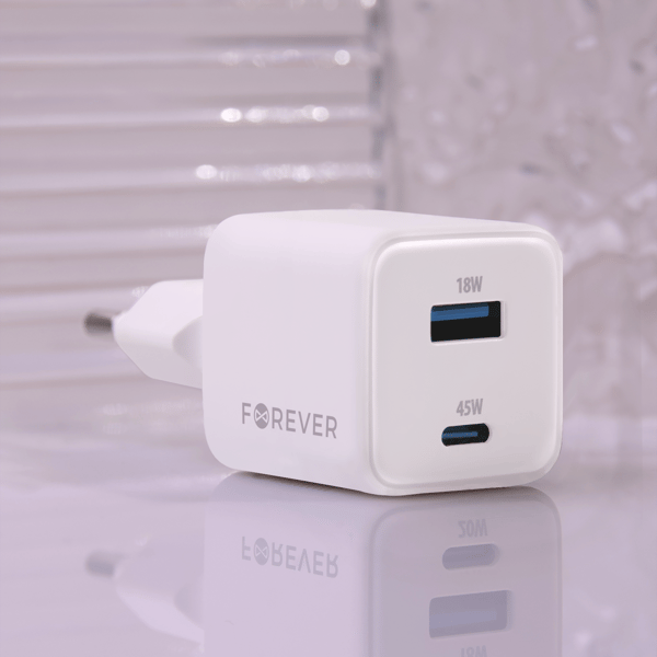 Forever TC-08-45AC GaN PD QC-laddare 1x USB-C 1x USB 45W vit vit