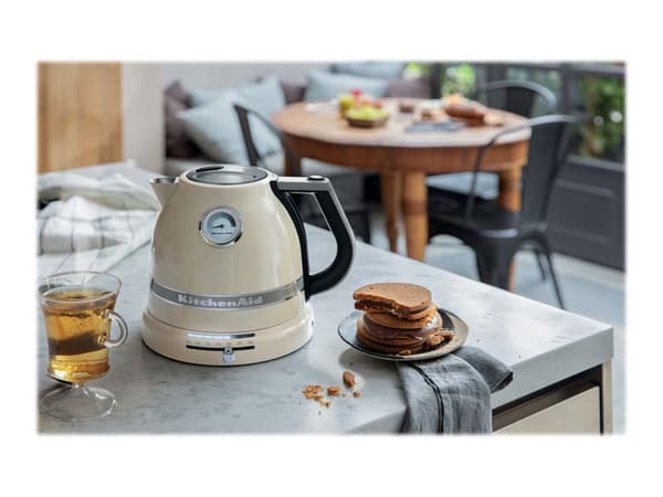KitchenAid Elkedel 1.5liter 2.4kW Cream