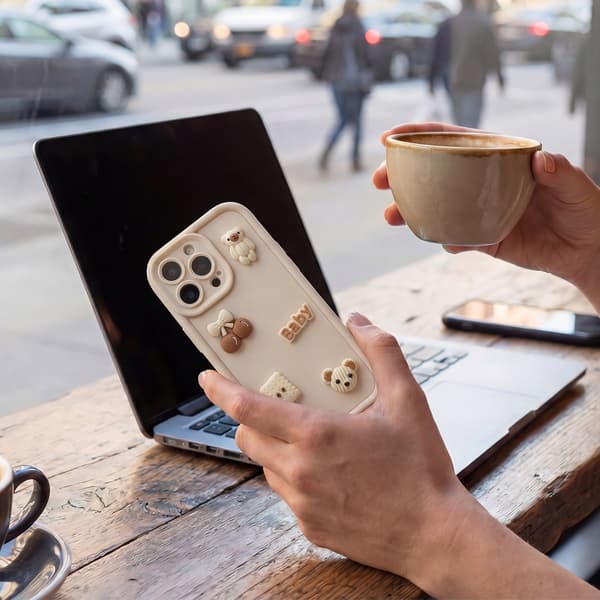 Ultra Trendigt 3D-skal för iPhone 16 Pro bear