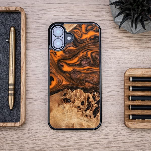 Bewood Unikt fodral för iPhone 16 Plus 6,7\" Orange