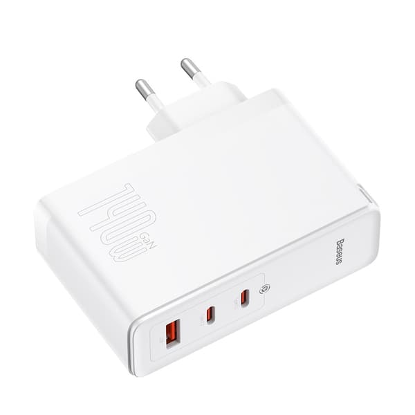 Baseus väggladdare GaN5 Pro PD 140W 2x USB-C 1x USB vit + USB-C - USB-C 240W kabel