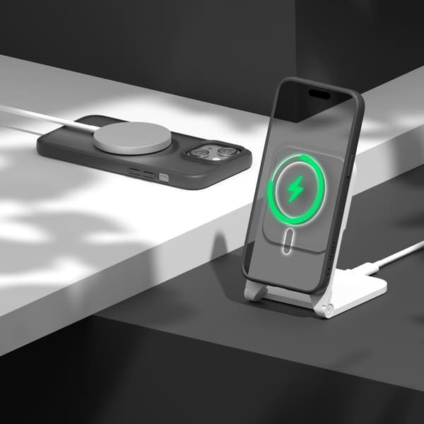 Etteri Matt Mag skal för iPhone 14 svart