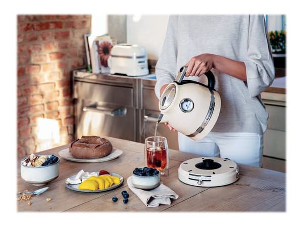 KitchenAid Elkedel 1.5liter 2.4kW Cream