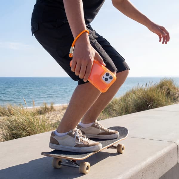 Safepop skal med rem för iPhone 11 orange