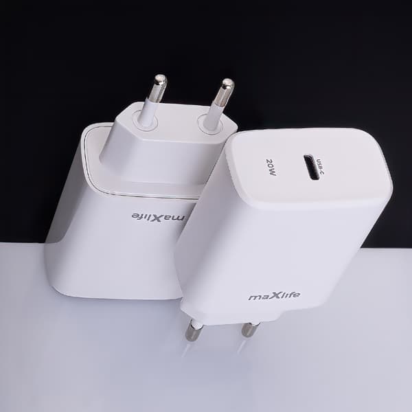 Maxlife MXTC-10-20C PD QC laddare 1x USB-C 20W vit