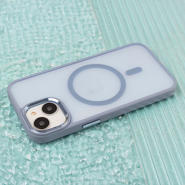 Frozen Mag skal för iPhone 16 Pro Max ljusblå