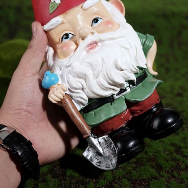 Havefigur til haven - Solcelledrevet havepynt med solcellelampe