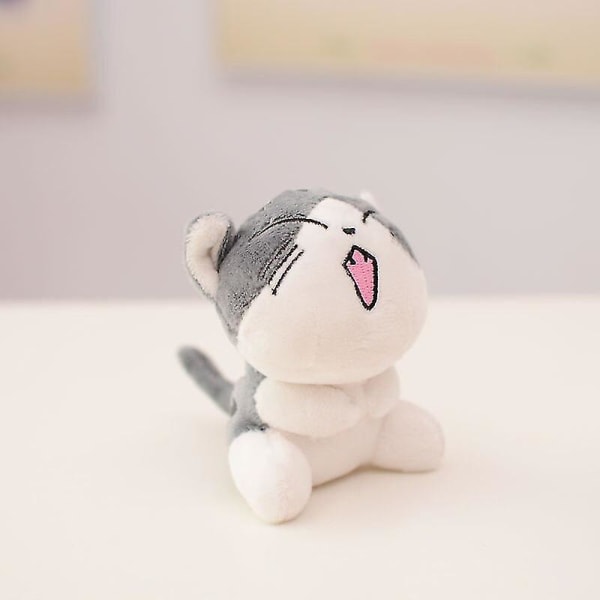 4st 10cm Söt Mini Ost Katt Chis docka Nyckelring Ryggsäck Hänge Fyllt Japan Anime Mjuk plysch Kawaii Toy Barn Baby Present