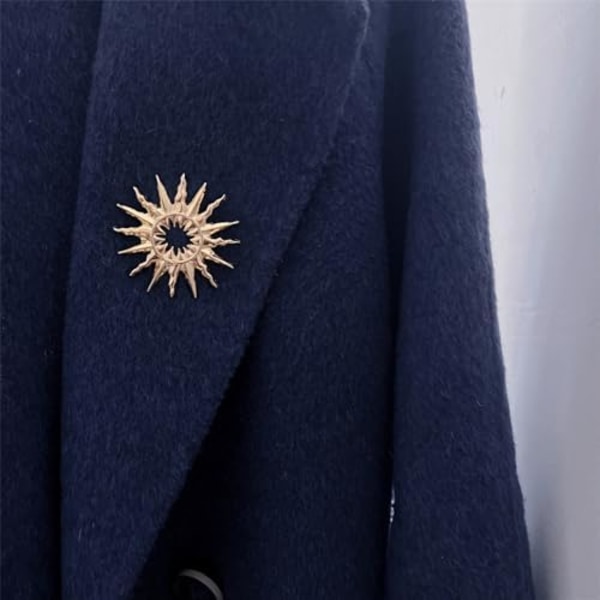 Guld Sol Brosch Pin för Kvinnor Flickor Mode Guldpläterade Himmelska Broscher Slipstiftnålar Fina Kostym Hatt Klänning Tillbehör