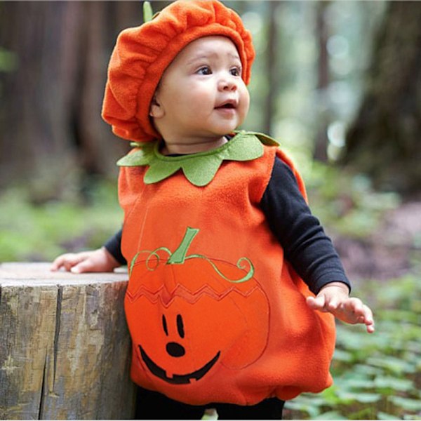 Vastasyntyneen ja taaperon vauvan poikien ja tyttöjen Halloween-kurpitsapuku söpö ulkona