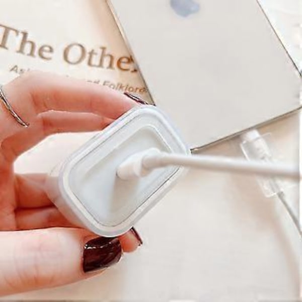 Rosa kärlekshjärta silikon mjuk dammtät bit sladd linje usb-kabel laddningshuvud lindare fodral skydd för Apple iPhone 18/20W (Stil 10)