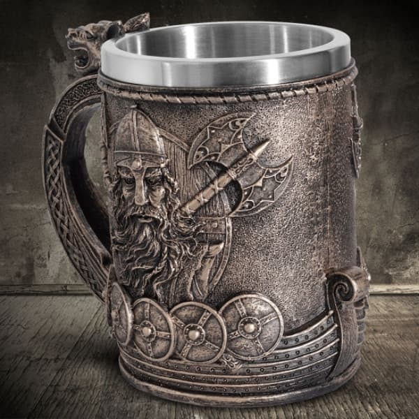 Rustfritt stål middelaldersk vikingskip øl kaffekrus bronsefarge