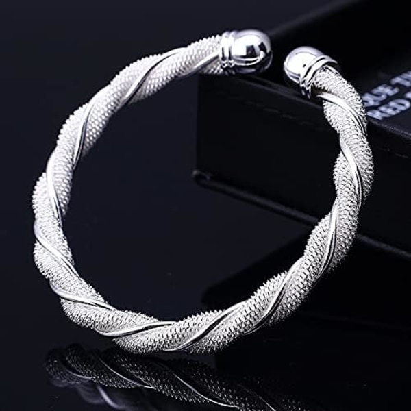 Silverpläterad justerbar mesh tvinnad manschettarmband för kvinnor