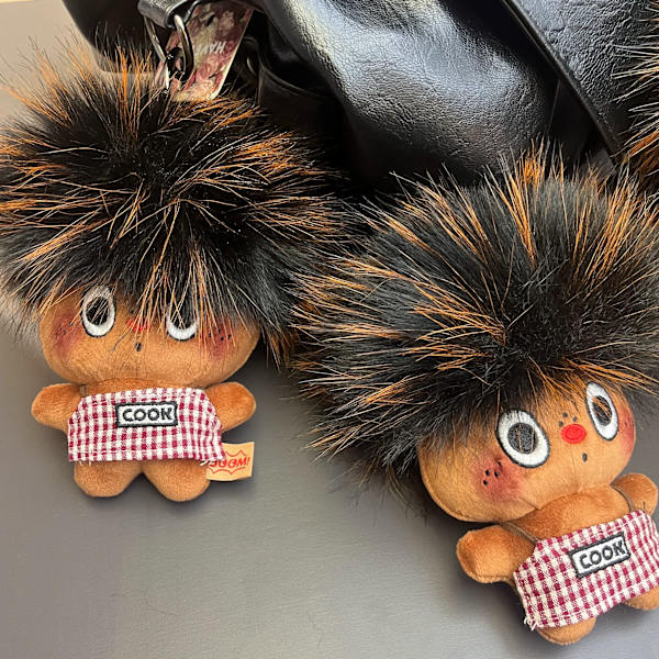 Fuzzy Hårmonster Plysch Nyckelring, Söt Exploderande Hår Väskberlock
