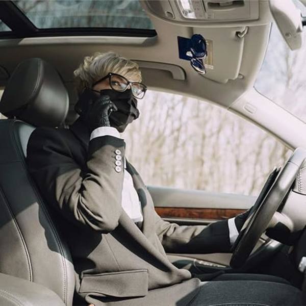 Auton aurinkolipan lasienpidike, 2 kpl lasienpidikepidike ripustin lasienpidike autoon kimaltelevalla strassikristallilipukkeen pidikkeellä (valkoinen)