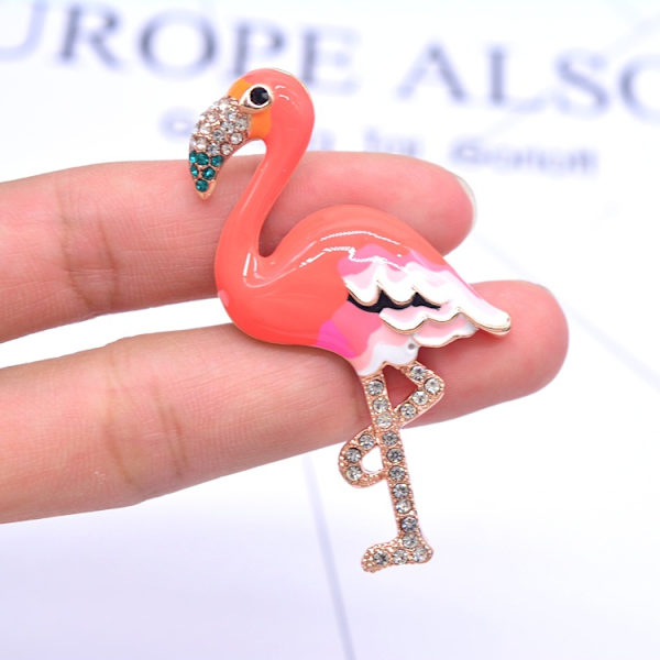 Muodin persoonallinen flamingo-solki naisten asusteiden pinni eläin