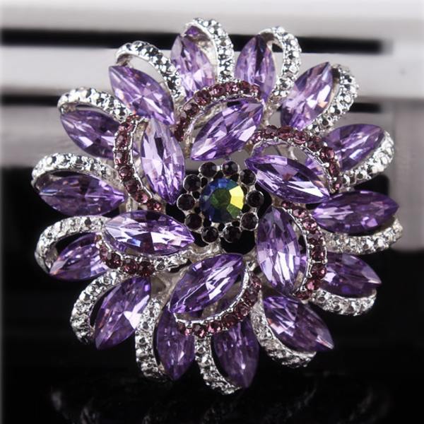 Lilla Krystal Diamant Blomster Brosche Pin til Kvinder Piger Brude