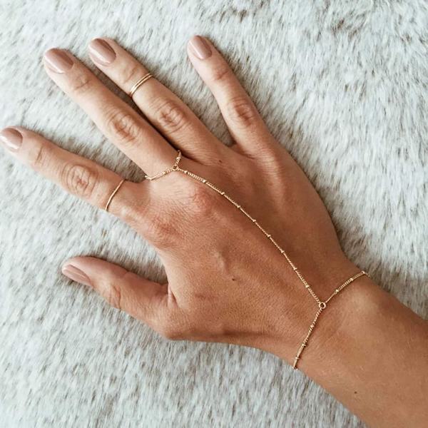 Guld enkel handkedja pärlad fingerkedja armband delikat slav armband för kvinnor