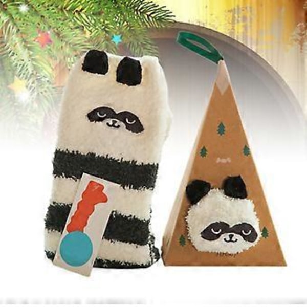 2 Par Tecknade Djur Golvstrumpor Härliga Varma Strumpor i Korallfleece Köldskydd Strumpor för Vinter Höst med Triangelbox (Panda)