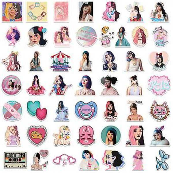 50 kpl Melanie Martinez -tarroja, tarrat vesipulloille, rullalaudoille, kannettaville tietokoneille, matkatavarille, puhelimelle, graffiti ( )