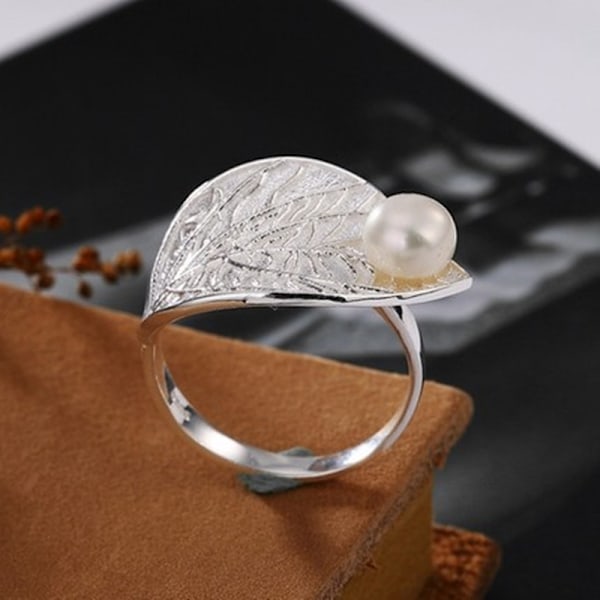 Silver Ring Autumn Leaf Open Ring med sötvattenodlad pärla Handgjorda smycken Unika gåvor till kvinnor