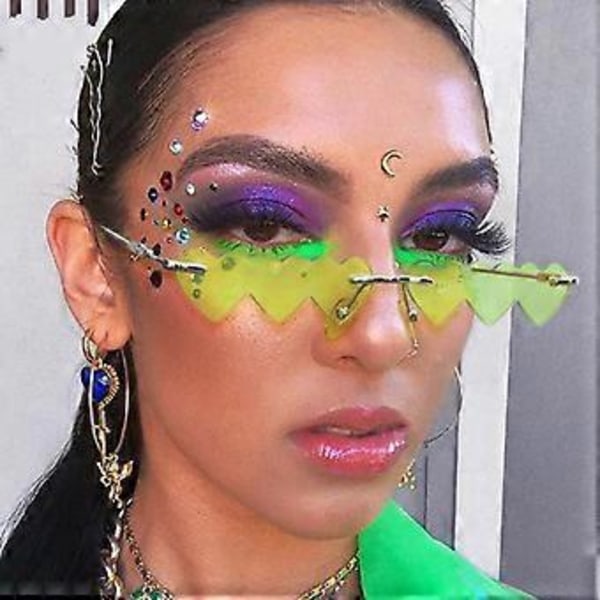 Korkeat Retro Vintage Lolita Sydämen Muotoiset Aviator Muovikehyksiset Naisten Aurinkolasit (Keltainen)