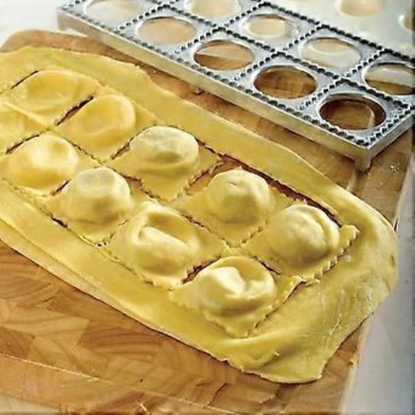 Ti-hullers firkantet dumplingform fold kageform DIY nudelbageværktøj