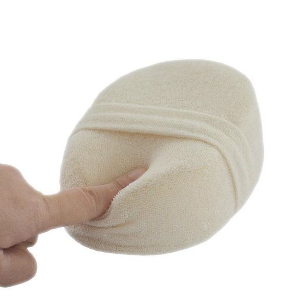 2 kynsiä pesupalloa, kylpypyyhe ja selkäsieni