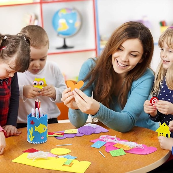 Ompelijasetit lapsille, 8 osaa Lasten sarjakuva DIY-setti Käsityö Kynäpidike