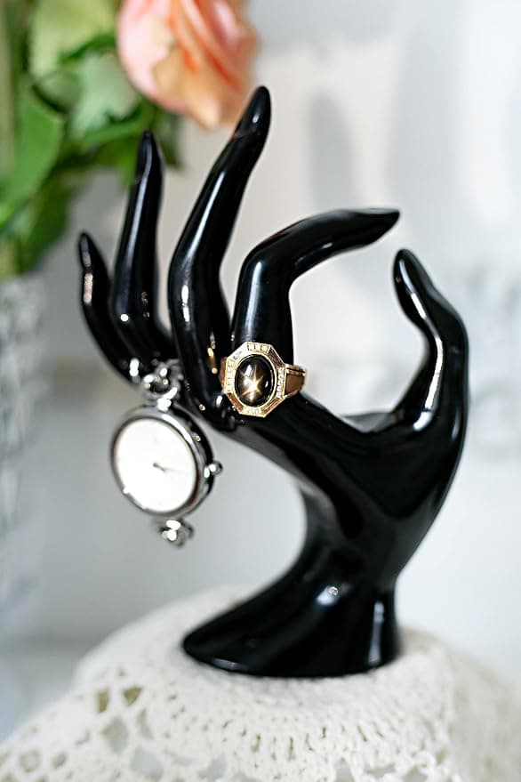 Handformad ringhållare smyckesdisplay organisation armband ring klocka