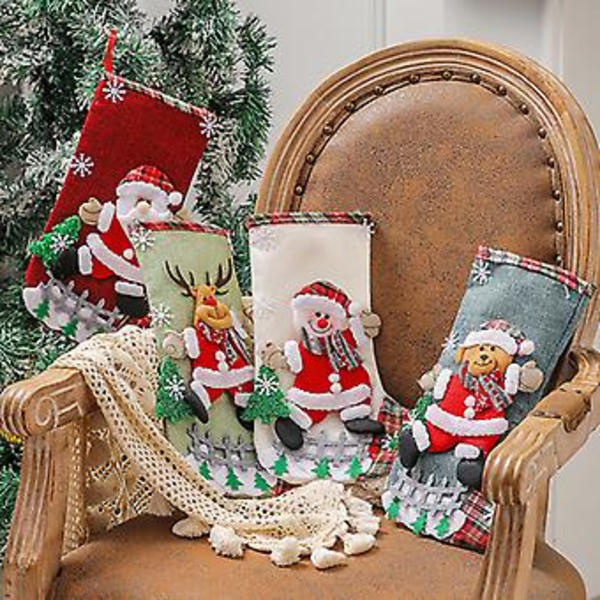 Julstrumpor med snögubbe, tomte och björnprint - Julklappspåse för godis (Björn)