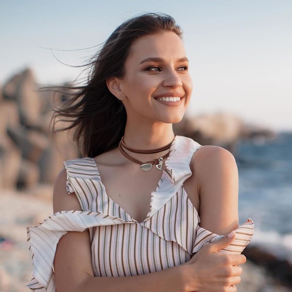 Lång Boho Halsband för Kvinnor Mocka Choker Halsband Bohème Skiktad Läderrep Turkos Mynt Hänge Halsband Boho J