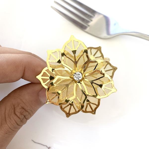 12 Servettringar Guld Cirkulärt Trummönster